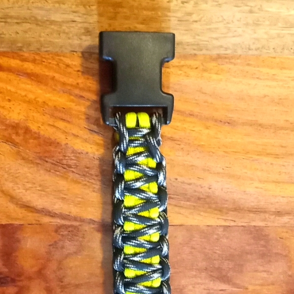 Custom Paracord Dog Collar 14 inches - Picture 4 of 5